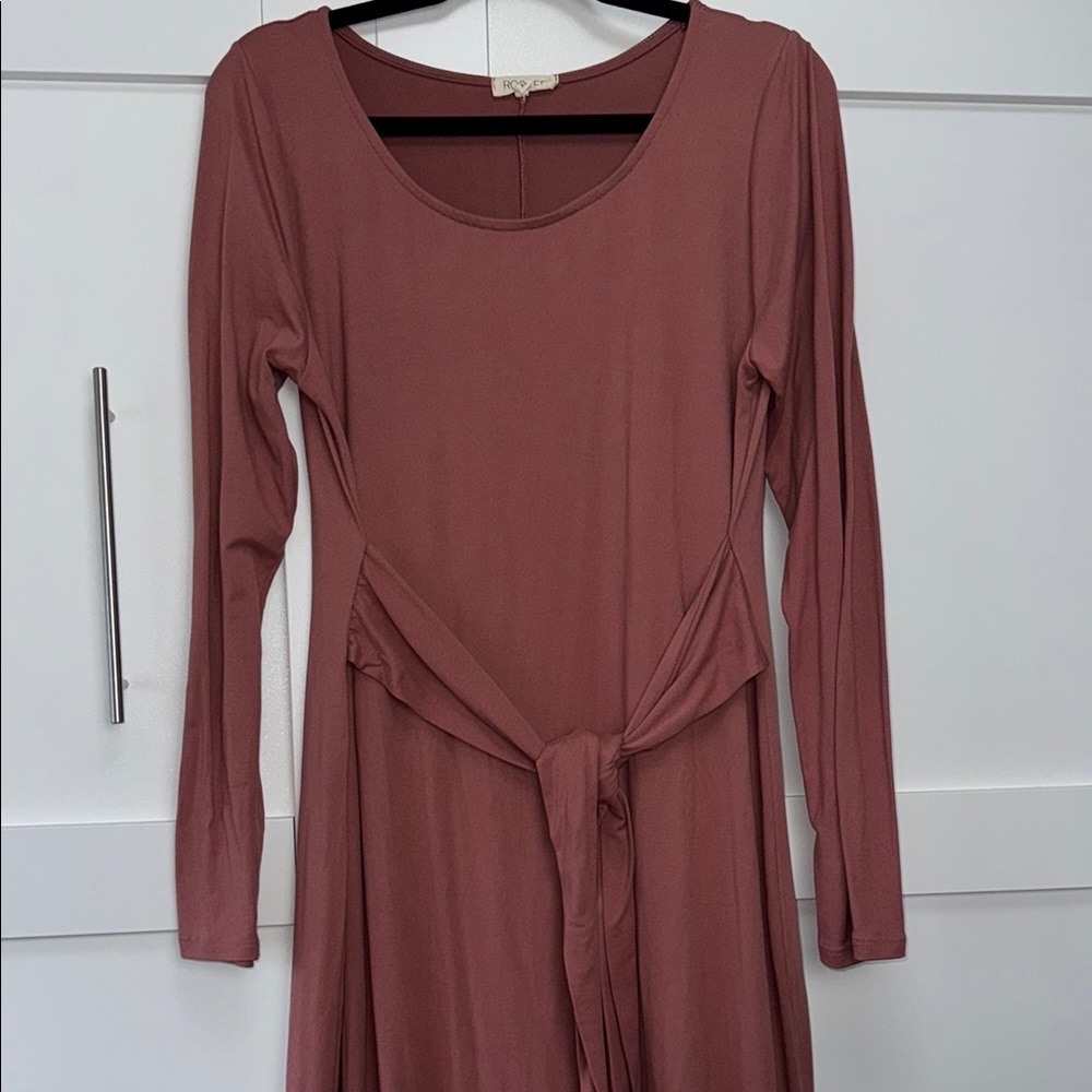 Elegant Mauve Long Sleeve Dress